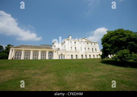 Kenwood House aussi connu comme le legs Iveagh, un ancien manoir du 17ème siècle situé dans un parc paisible par Hampstead Heath. Banque D'Images