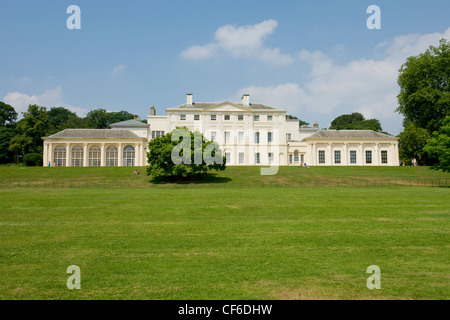 Kenwood House aussi connu comme le legs Iveagh, un ancien manoir du 17ème siècle situé dans un parc paisible par Hampstead Heath. Banque D'Images