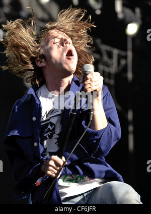 Cage the Elephant jouant au festival vaudou de la Nouvelle Orléans en 2010. Banque D'Images