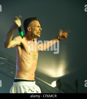 Die Antwoord jouant au festival vaudou de la Nouvelle Orléans en 2010. Banque D'Images