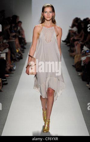 Rebecca Taylor New York pour WearSpringSummer 2012 Banque D'Images