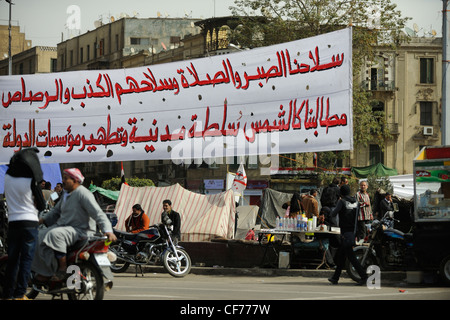 Les gens de la place Tahrir, Le Caire Banque D'Images