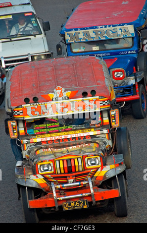 Jeepney bus publics, le centre de Manille, aux Philippines. Banque D'Images