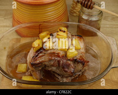 À l'ananas rôti de porc au miel Banque D'Images