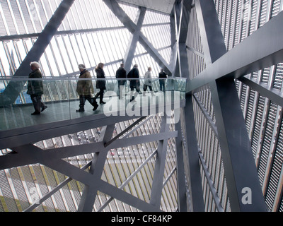 Musée historique militaire de la Bundeswehr (MHM) à Dresde Saxe Allemagne après rénovation par l'architecte Daniel Libeskind Banque D'Images