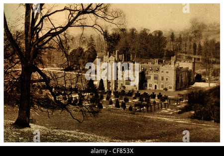 Compton Wynyates country house bâtiment classé période Tudor manor castle garden 1930 Warwick Warwickshire West Midlands Banque D'Images