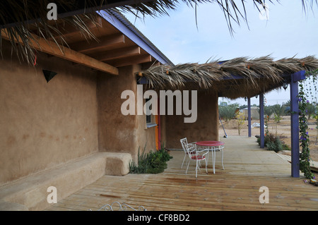 Israël, l'Aravah, une maison écologique en Moshav Paran Banque D'Images