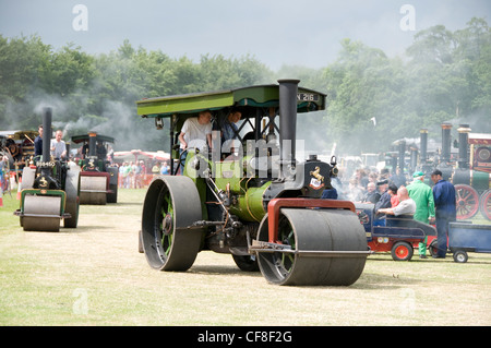 Les moteurs de traction vintage célébrer le pouvoir de l'ingénierie britannique à un rassemblement sur la vapeur de New York en juillet 04,2010 Banque D'Images