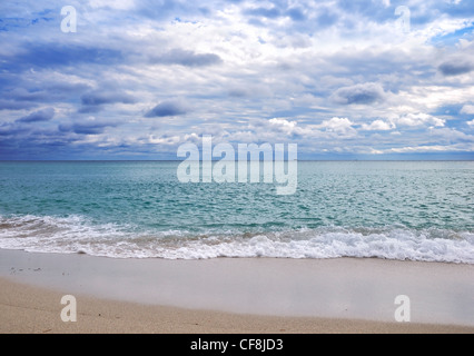 Côte de l'océan et un ciel magnifique Banque D'Images