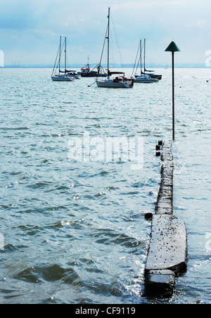 Vue sur la mer à Leigh-on-Sea dans l'Essex Banque D'Images