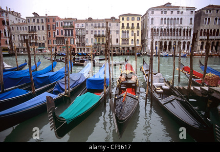 L'Italie, l'Europe, Venise, Venise, gondole, Canal Grande Banque D'Images