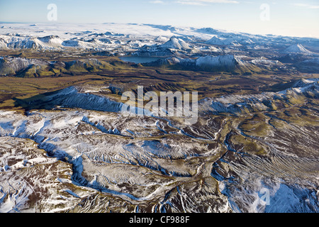 Vue aérienne de montagnes, zone IcelandRegion Emstrur, près de Katla, un volcan sous-glaciaire sous la calotte glaciaire de Myrdalsjokull Banque D'Images
