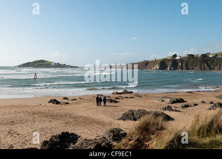 Journée ensoleillée sur la plage de Bantham à l'embouchure de la rivière Avon estuaire dans le South Hams dans le Devon Banque D'Images