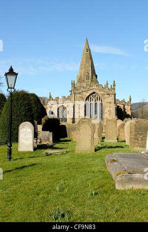 L'église St Pierre, l'espoir, l'espoir, la vallée village Parc national de Peak District, Derbyshire, Angleterre. Banque D'Images