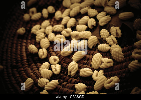 Close up of panier de gnocchi dough Banque D'Images