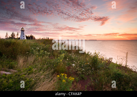 Lever du soleil à l'Île Panmure, Prince Edward Island, Canada. Banque D'Images