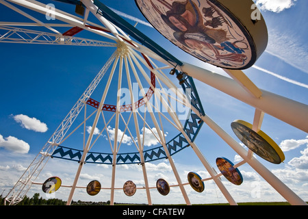 Tipi Saamis, le plus grand tipi, dans la ville de Medicine Hat, Alberta, Canada Banque D'Images