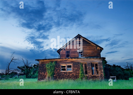 Maison abandonnée près de chef, Saskatchewan, Canada Banque D'Images