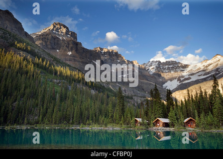 Cabines, mont Lefroy, Glacier Peak, le lac O'Hara, le parc national Yoho, Colombie-Britannique, Canada Banque D'Images