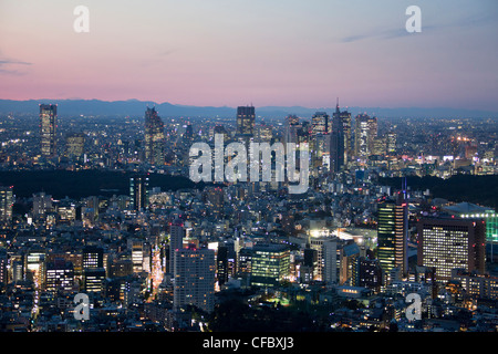 Le Japon, en Asie, Tokyo, ville, coucher du soleil, l'architecture, big, bâtiments, ville, centre-ville, d'énormes, des lumières, Metropolis, Skyline, soir, nuit Banque D'Images