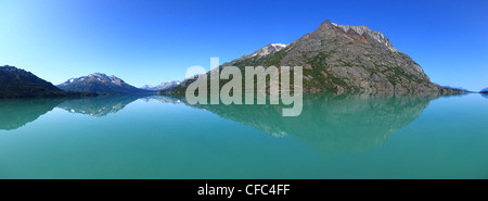 Vue panoramique sur la montagne et des sommets environnants Catherdral, Atlin Provincial Park, Atlin (Colombie-Britannique) Banque D'Images