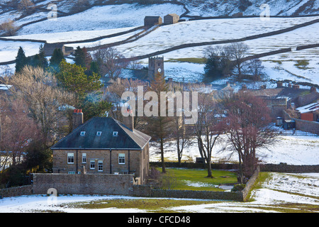 Swaledale Muker, supérieure en hiver, dans le Yorkshire Dales National Park Banque D'Images