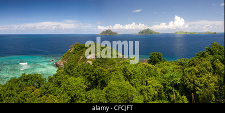 Vue depuis le haut de Matamanoa Island, Fidji, Pacifique Sud Banque D'Images