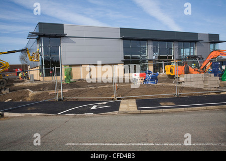 Commerce de détail de la construction de nouveaux animaux de compagnie à la maison, Martlesham, Suffolk, Angleterre Banque D'Images