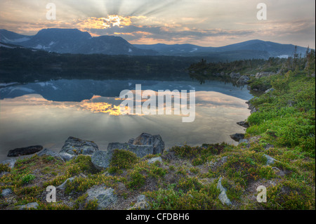 Alpine Lake dans le Alplands Charlotte of British Columbia, Canada Banque D'Images