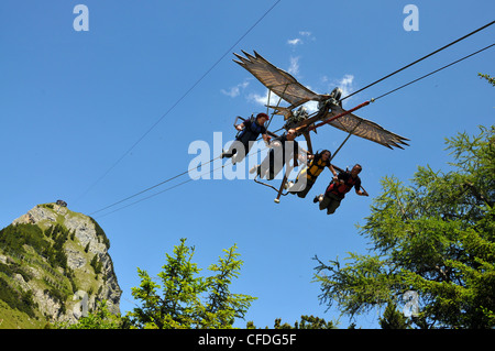 Skyglider à l'Erfurter cabane dans la gamme Rofan plus de Maurach, le lac Achensee, Tyrol, Autriche, Europe Banque D'Images