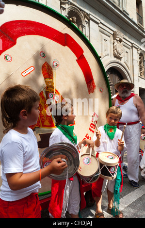 El Hormiguero (tambours), San Fermín, Pampelune, Navarre, Espagne, Europe) Banque D'Images