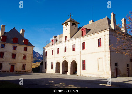 Village bastionné de Mont-Dauphin, place forte Vauban, Parc Naturel Régional du Queyras, Hautes-Alpes, France Banque D'Images