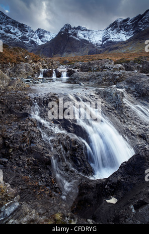 Les montagnes Cuillin,,l'Allt un Mhadhaidh Coco la Fée sur pied des piscines, Glen cassante, Isle of Skye, Scotland, UK Banque D'Images