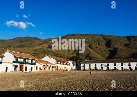 La Plaza Mayor, la plus grande place publique en Colombie, ville coloniale de Villa de Leyva, Colombie, Amérique du Sud Banque D'Images