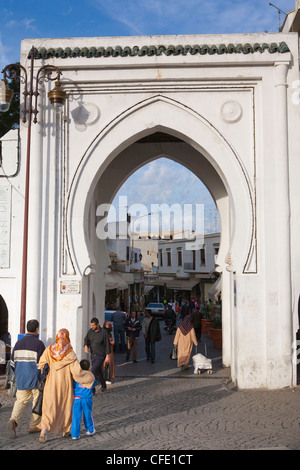 Bab El Fahs, Medina gate, Tanger, Maroc, Afrique du Nord, Afrique Banque D'Images