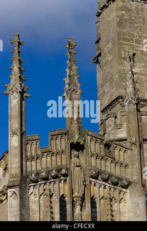 Église d'Angleterre est plus jolie petite ville médiévale à la passerelle Burford Cotswold's dans l'Oxfordshire Banque D'Images