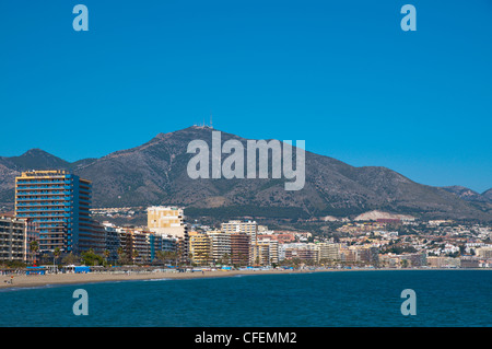 Vues de l'est du centre-ville de Fuengirola Costa del Sol Malaga Andalousie Espagne la région Europe Banque D'Images