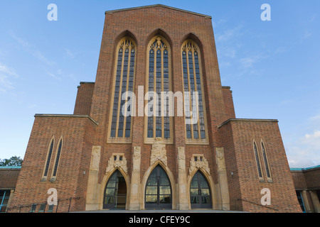L'église cathédrale de l'Esprit Saint, Cathédrale de Guildford, Guildford, Surrey, England, UK Banque D'Images