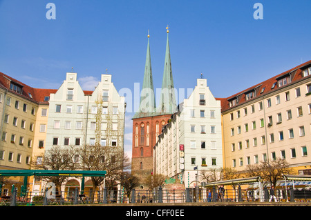 Le Nikolaiquarter et église de Saint-Nicolas, Berlin, Germany, Europe Banque D'Images