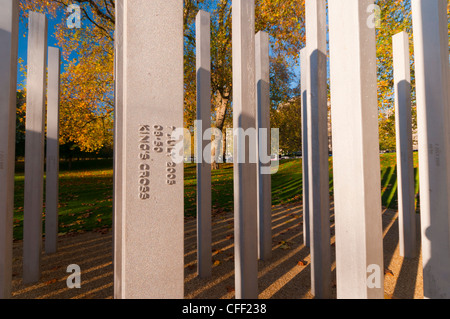 Le 7 juillet, monument à la mémoire des victimes des attentats de 2005, Hyde Park, Londres, Angleterre, Royaume-Uni, Europe Banque D'Images