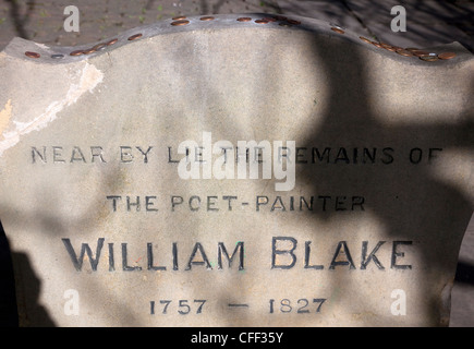 Pierre tombale de poète et artiste William Blake, Bunhill Fields, London Banque D'Images