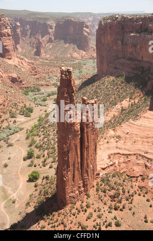 Spider rock, le Canyon de Chelly Banque D'Images