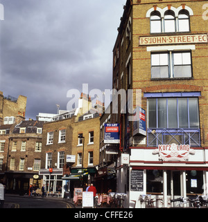 Bureaux à louer à Cowcross Street et St John Street London EC1 Clerkenwell England UK KATHY DEWITT Banque D'Images