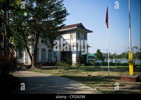 La maison d'Aung San Suu Kyi au 54 Avenue de l'Université de Yangon Myanmar, Birmanie, où elle a passé plus de 15 ans en résidence surveillée alors que le pays était sous la domination d'une dictature militaire Banque D'Images