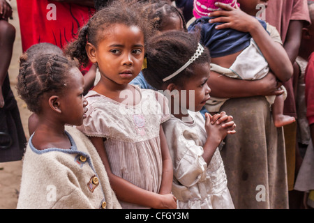 Les villageois Betsimisaraka le long du canal des Pangalanes, à l'est de Madagasar Banque D'Images