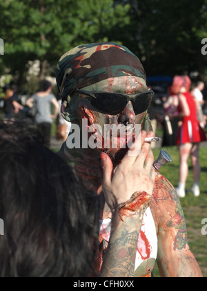 Annuel 2011 Crawl Zombie day, Brooklyn, New York Banque D'Images