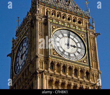 Close-up Big Ben Clock Tower 1 e année inscrits au patrimoine mondial de l'UNESCO Chambres du Parlement Londres Angleterre Europe Banque D'Images