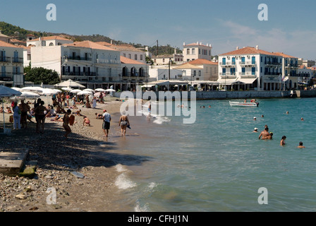 Grèce Athènes. Le Golfe Saronique Spetses Town Beach. Banque D'Images