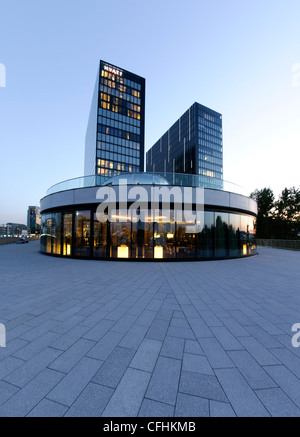 Hôtel Hyatt Regency de Medienhafen de Düsseldorf. Banque D'Images