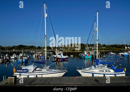 Old Town Quay, Lymington, Hampshire, Angleterre, Royaume-Uni, Europe Banque D'Images